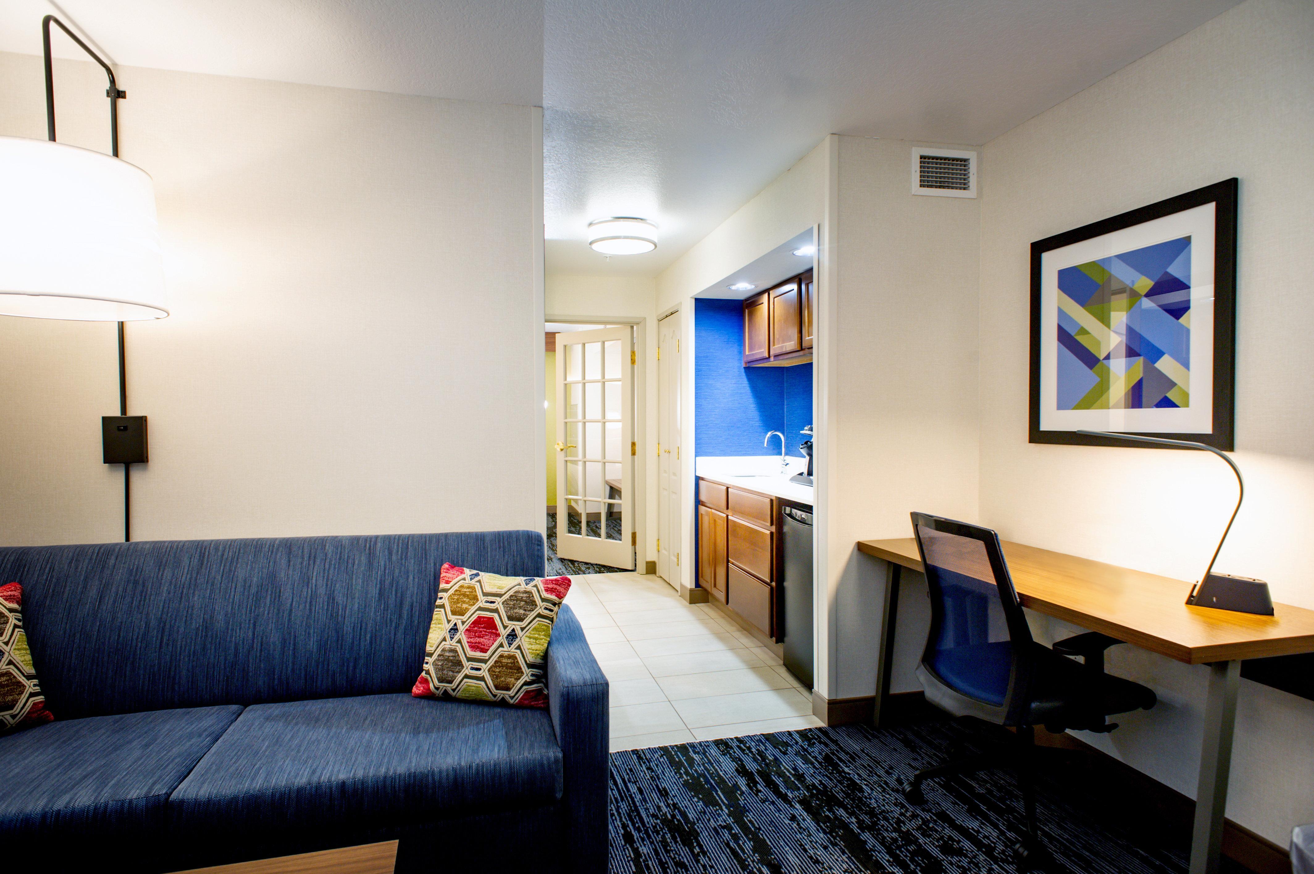 Holiday Inn Express & Suites Wausau By Ihg Weston Exterior photo